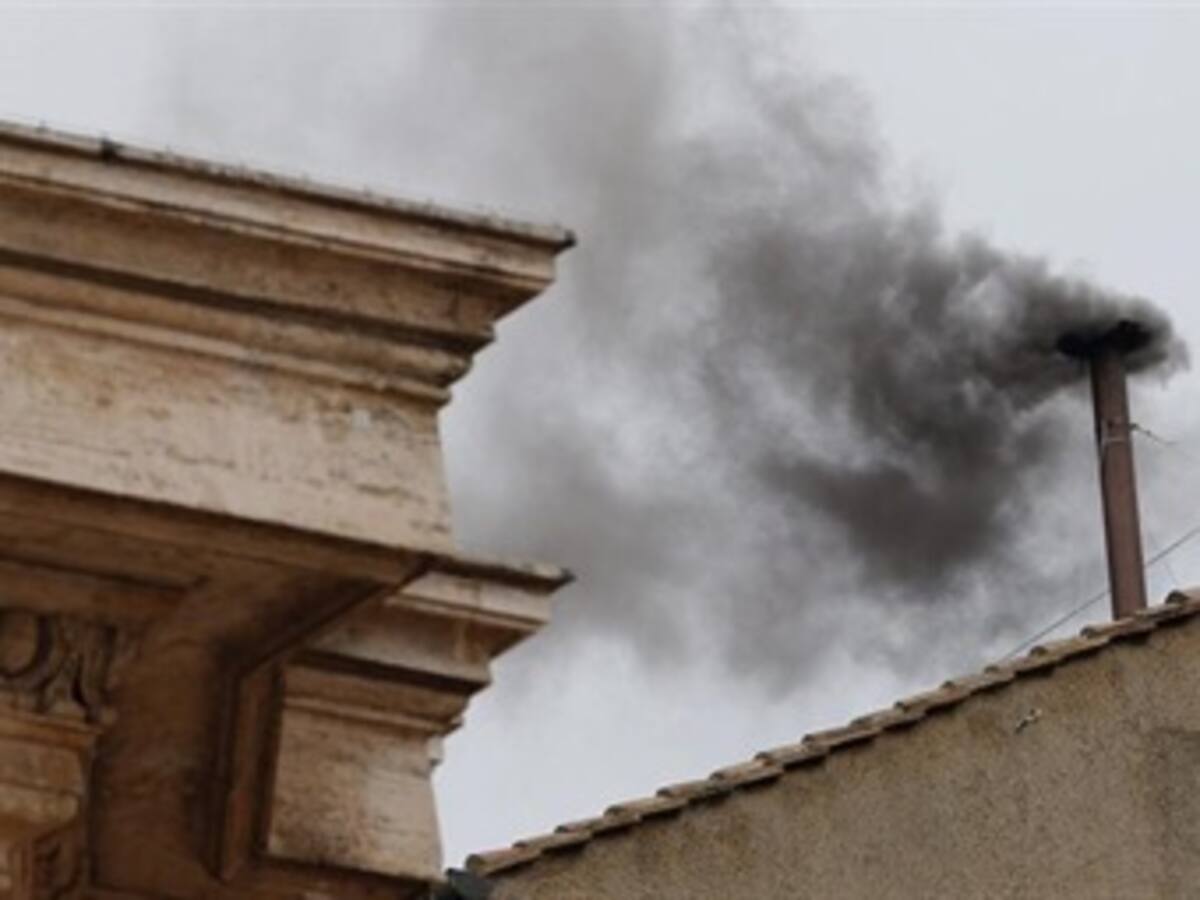 Portavoz del Vaticano emocionado por la cantidad de fieles que rodean el Vaticano