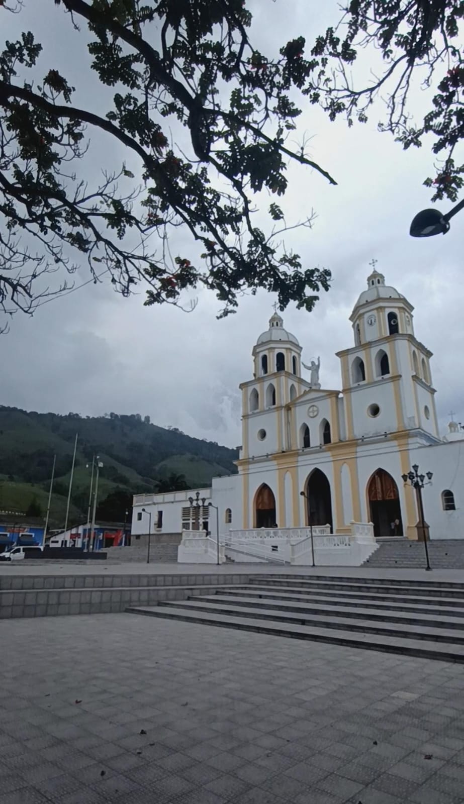 Parque central de Chinácota, Norte de Santander.