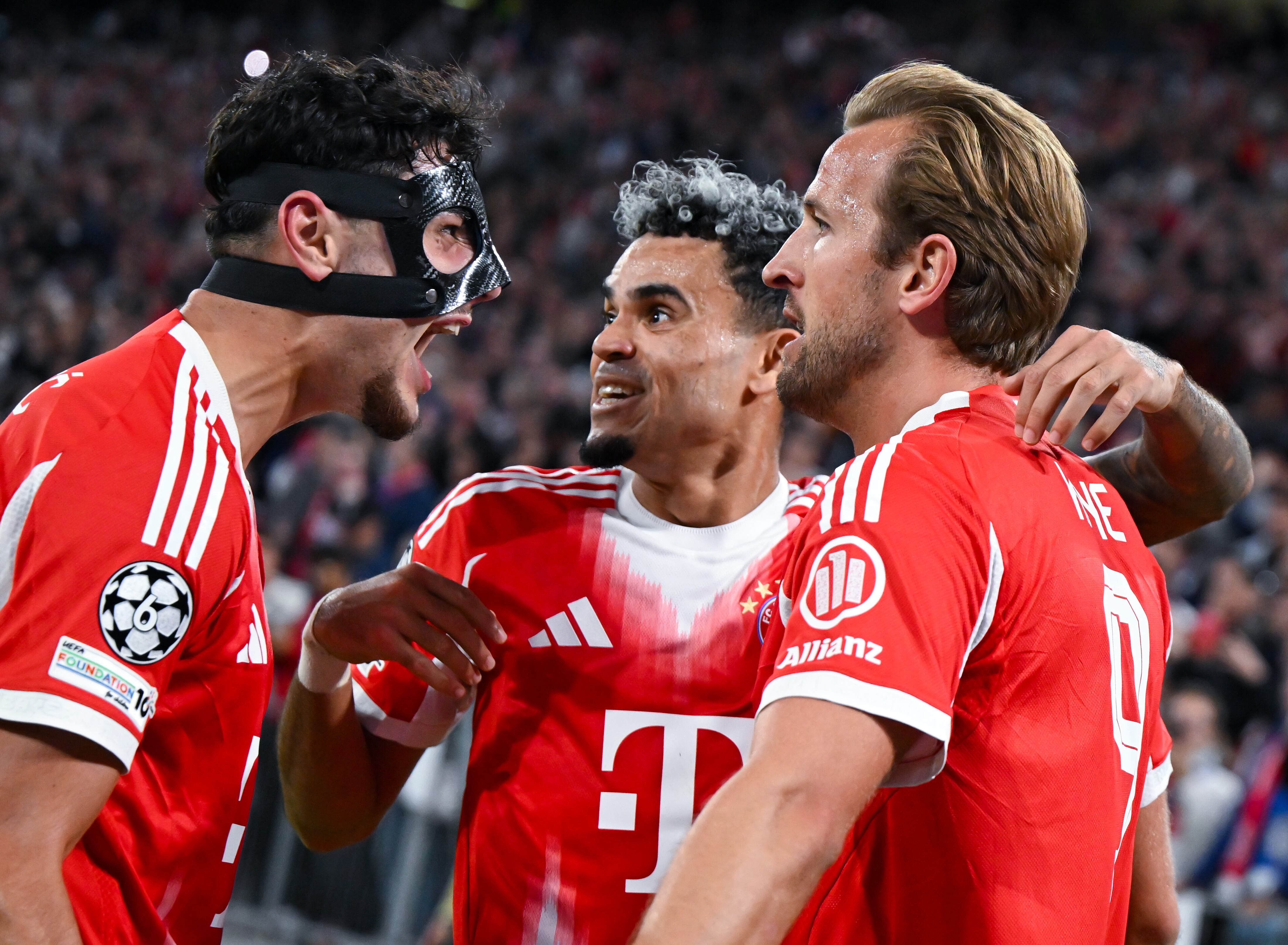 Harry Kane, Luis Díaz y Aleksandar Pavlović / Getty Images