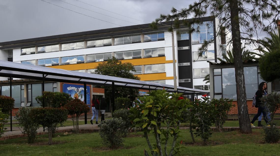 El docente negó cambios abruptos y aclaró que el programa no es nocturno.