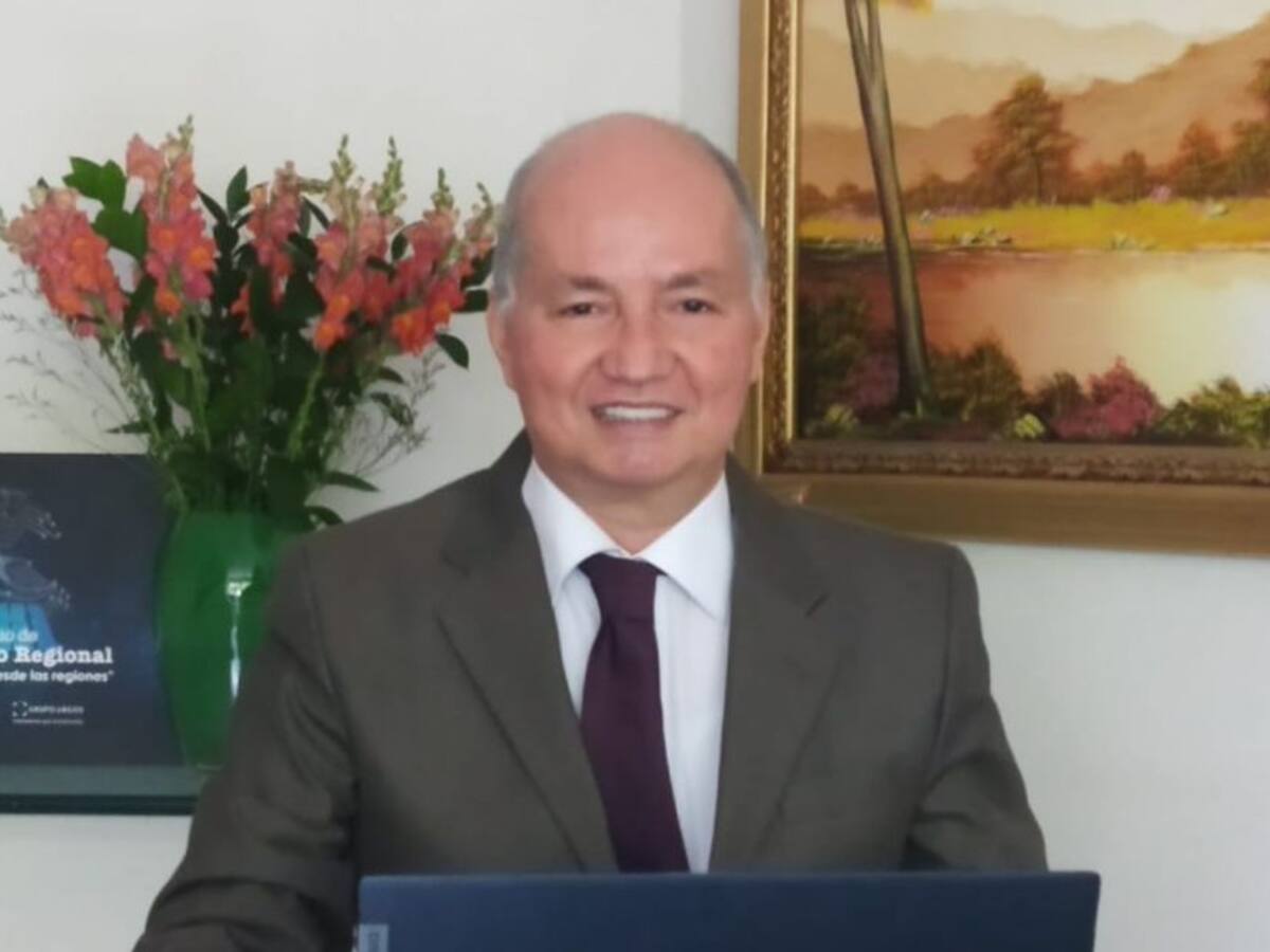 Reportero de Caracol Radio, finalista del premio de periodismo Semana