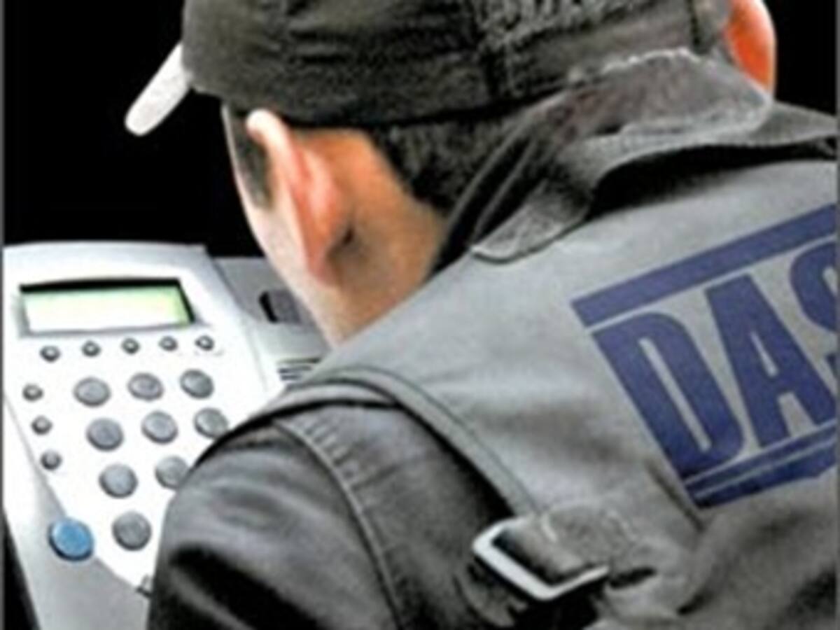 Corte Suprema aplaza por dos meses juicio por “chuzadas” del DAS