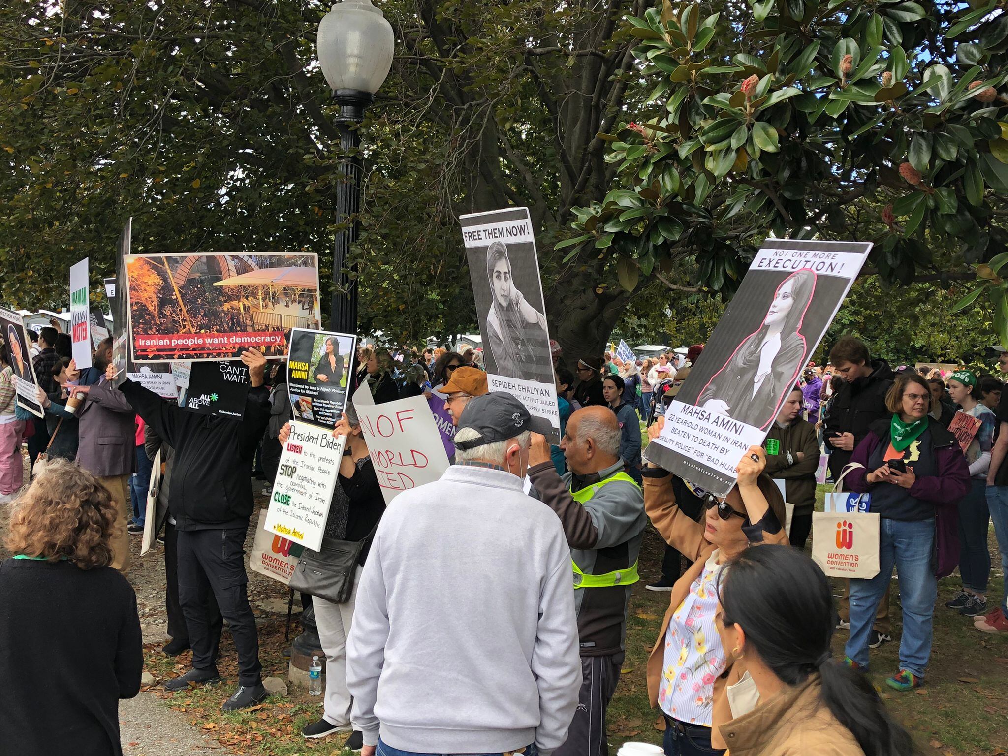 Multitudinarias manifestaciones a favor de los derechos de la mujer en EE.UU. Foto: Diana Castrillón Caracol Radio