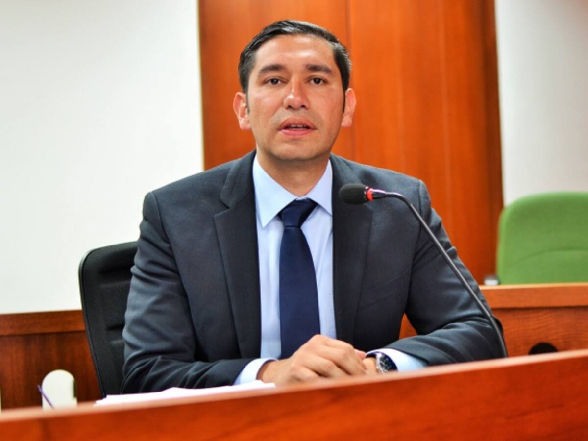 Llaman a juicio disciplinario a Luis Gustavo Moreno