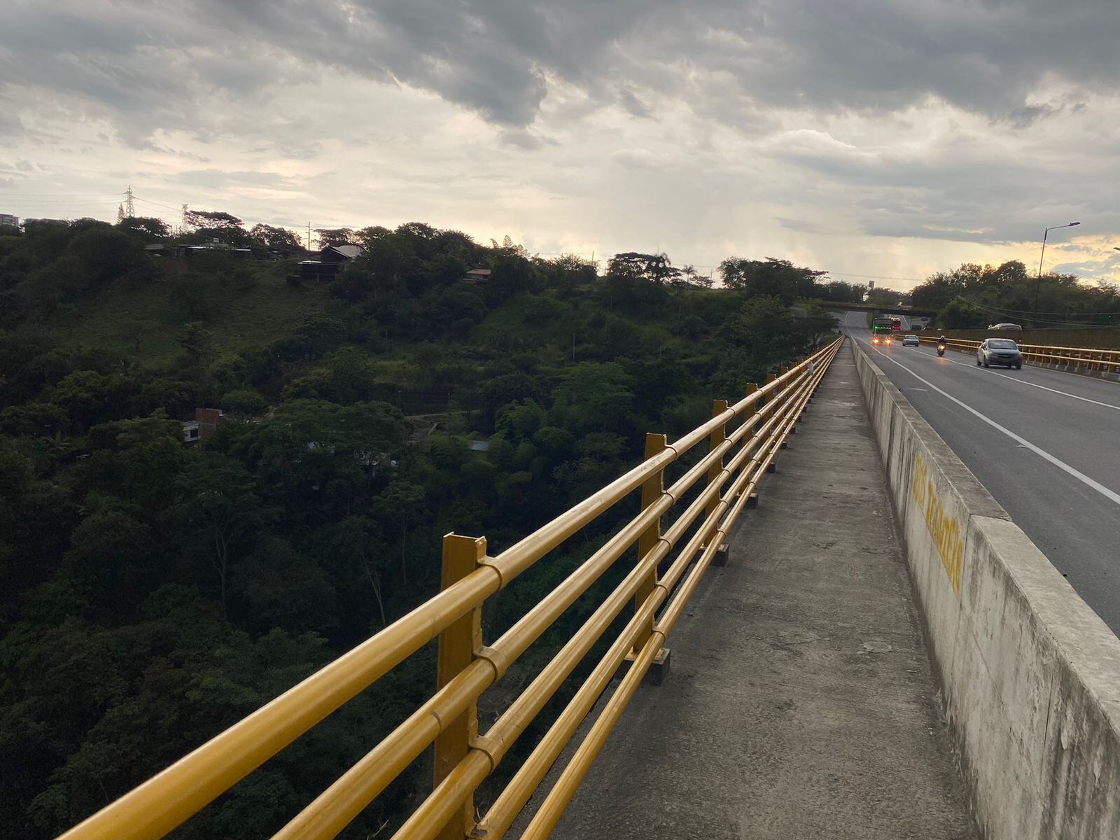 Puente de la variante Ibagué