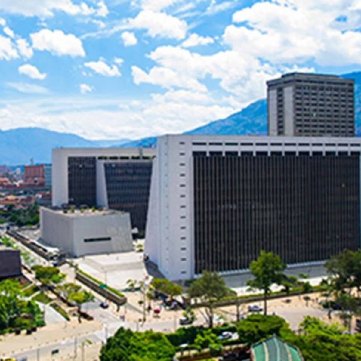 Ordenan al CNE tomar decisión sobre certificado de revocatoria a Quintero