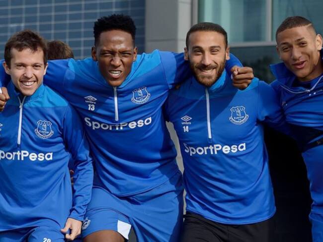 Técnico del Everton abre la posibilidad para el debut de Yerry Mina