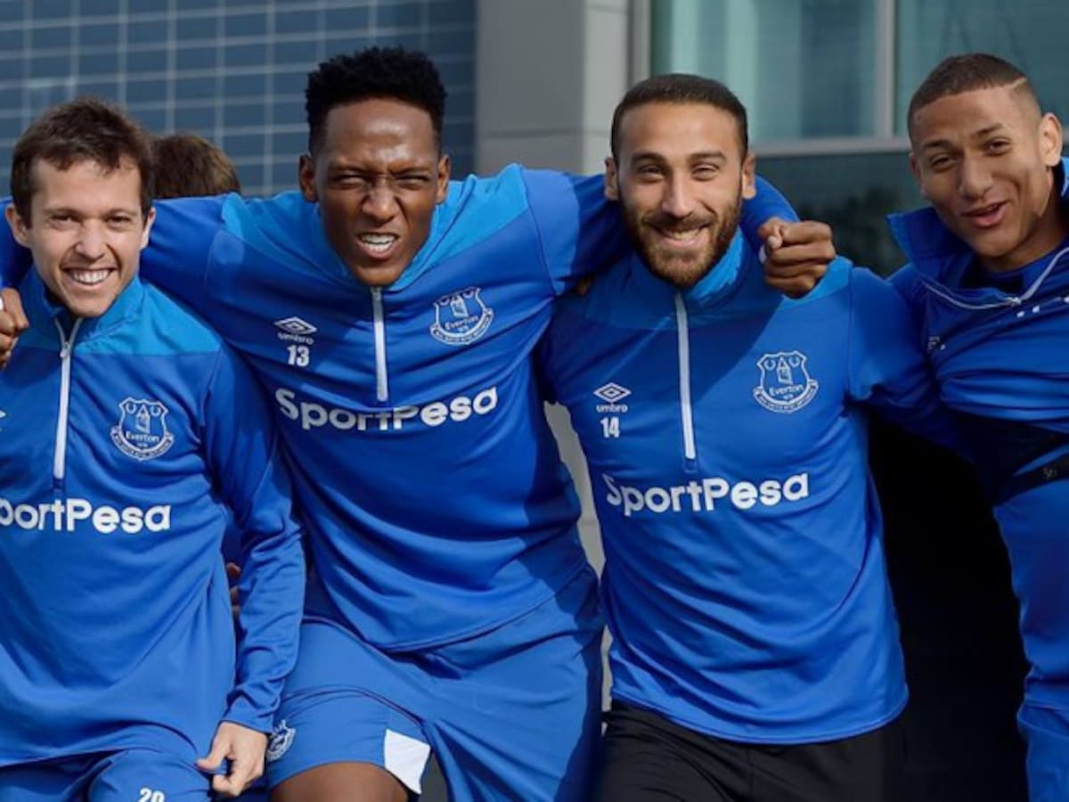 Técnico del Everton abre la posibilidad para el debut de Yerry Mina