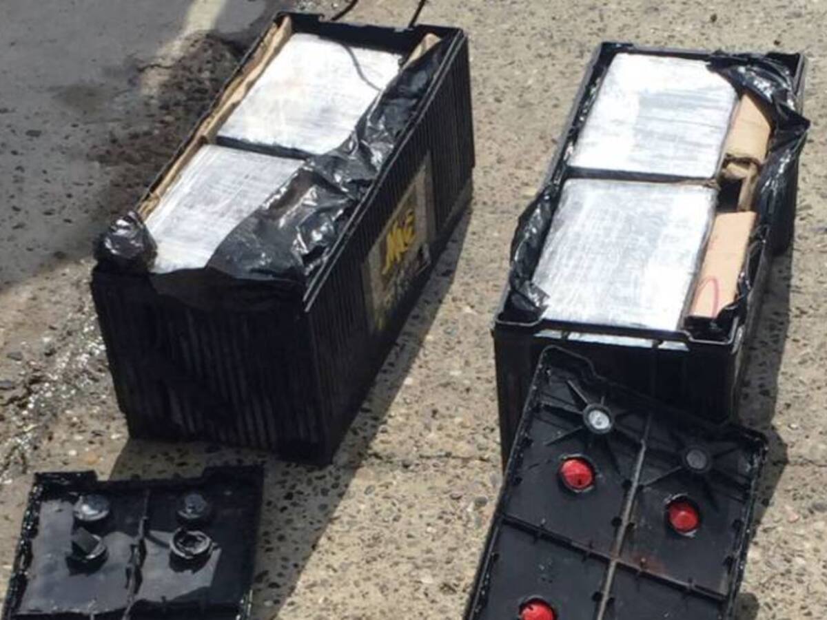Armada y Policía Nacional hallan cocaína oculta en velero incautado en Cartagena