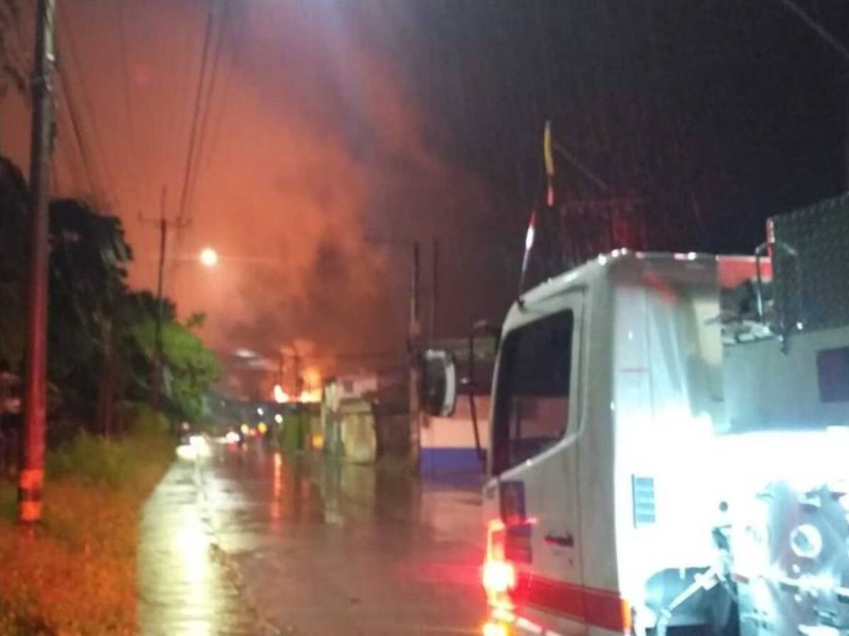 Incendio en la zona industrial de Dosquebradas deja cuantiosas pérdidas