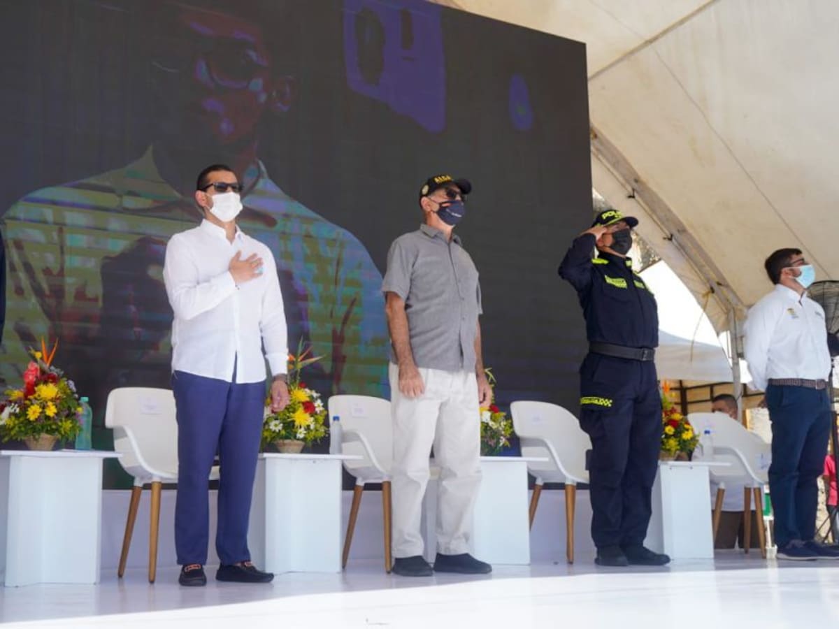 Cartagena pionera en utilización de body cam en policías