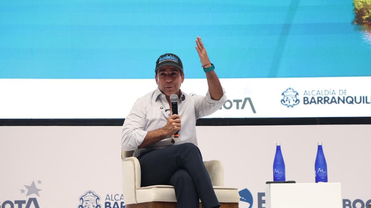 “Barranquilla es la capital del país y Bogotá la sede alterna”: alcalde Char