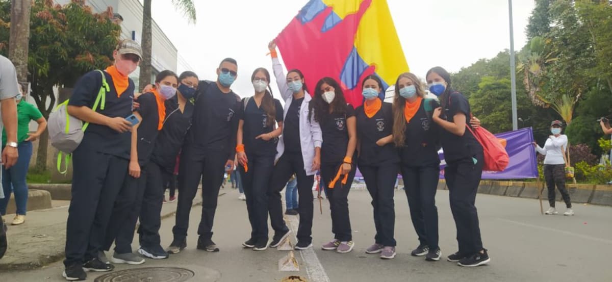 Estudiantes de medicina de la Universidad del Quindío se hicieron presentes en la marcha