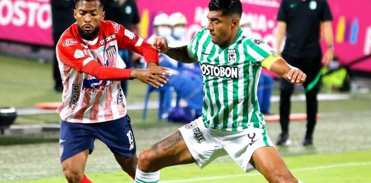 Luis 'Cariaco' González y Jefferson Duque en un partido por la Liga Colombiana / Dimayor