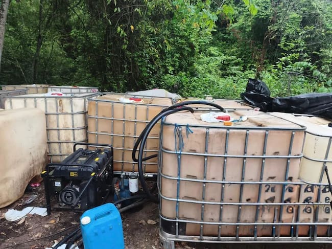 Incautan 4.000 galones de combustible que serían de las ACSN en zona rural de Santa Marta. Foto: Cortesía