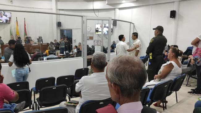 En medio de una batalla campal el proyecto por no cumplir con la documentación soporte, fue archivado por tercera vez.