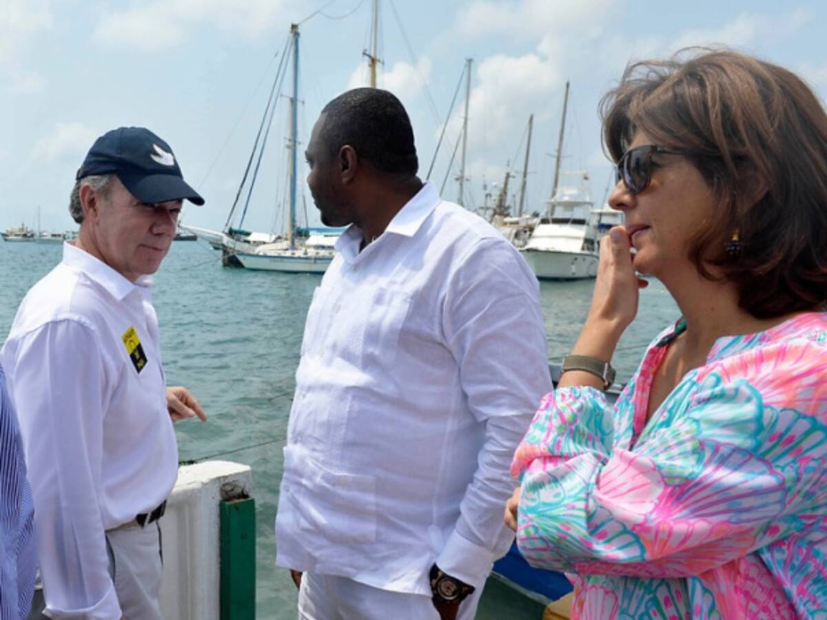 Santos cree que todos los funcionarios del Gobierno están en la mira del procurador