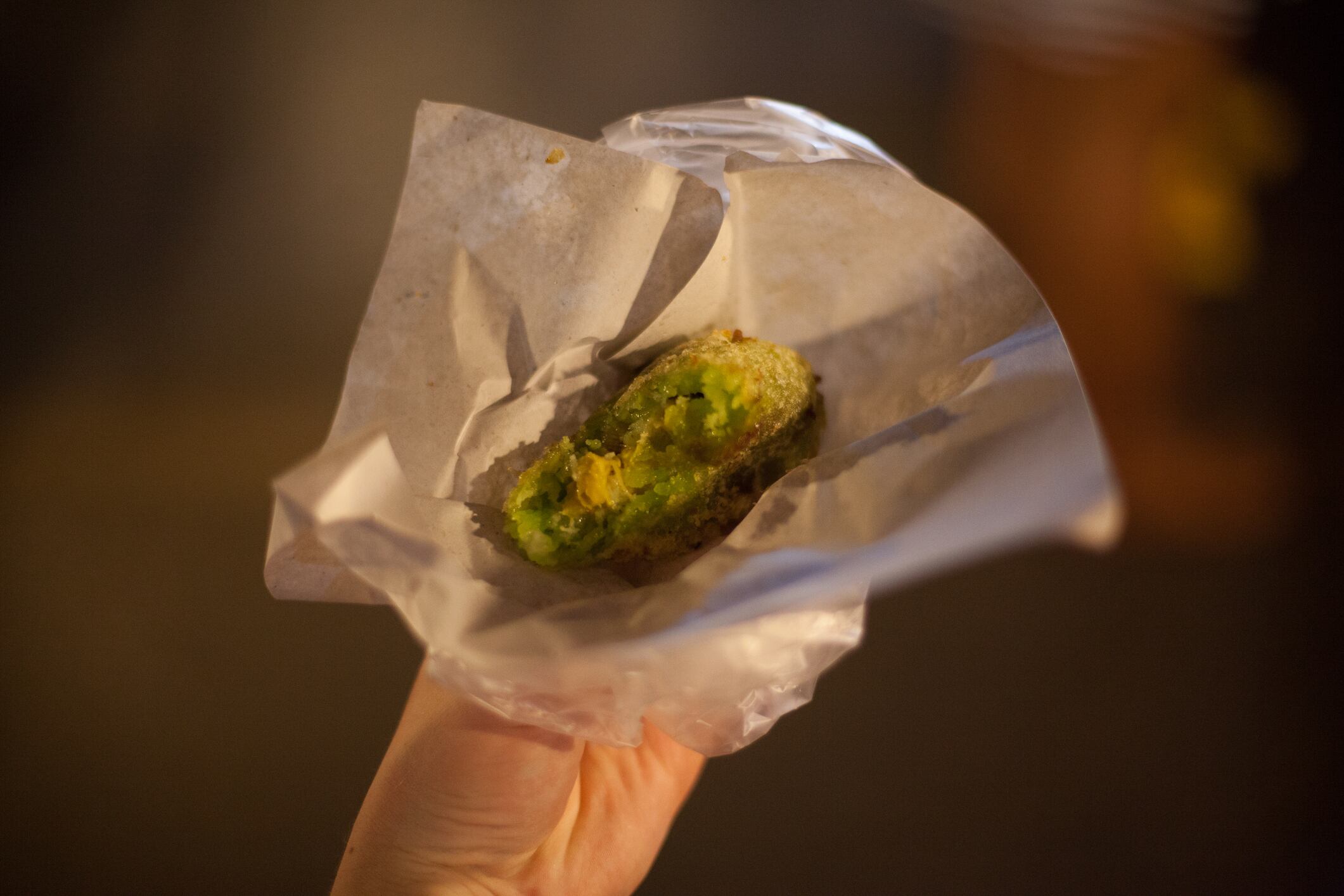 Así es el negocio de papas rellenas de Yurly Gómez, hermana de soldado asesinado en Cañasgordas