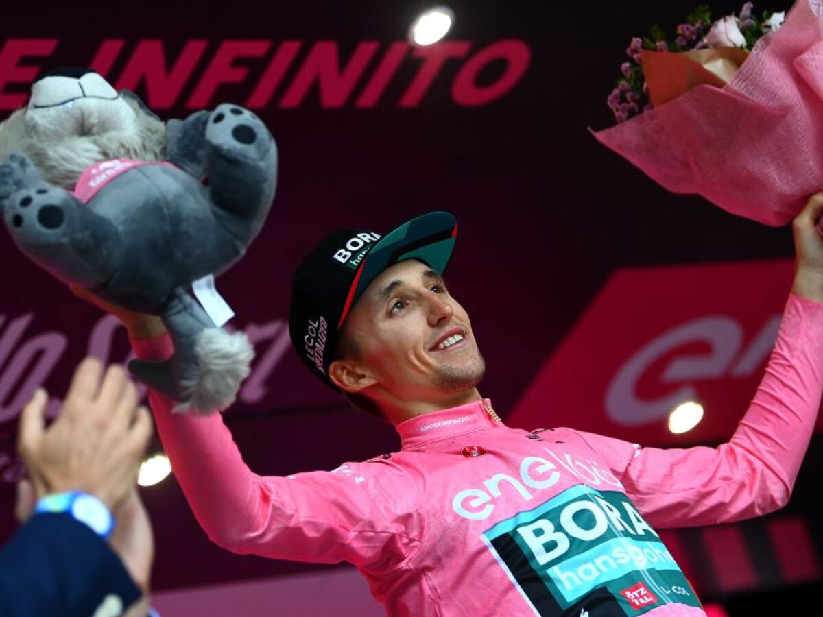 Jai Hindley se corona campeón del Giro de Italia; Carapaz terminó segundo