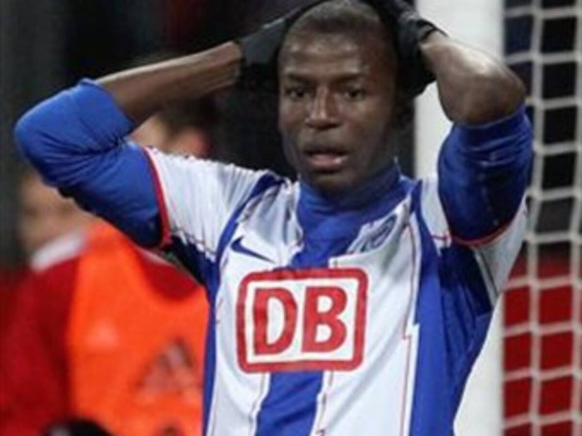 Adrián Ramos aplazó su llegada a la concentración de la Selección Colombia