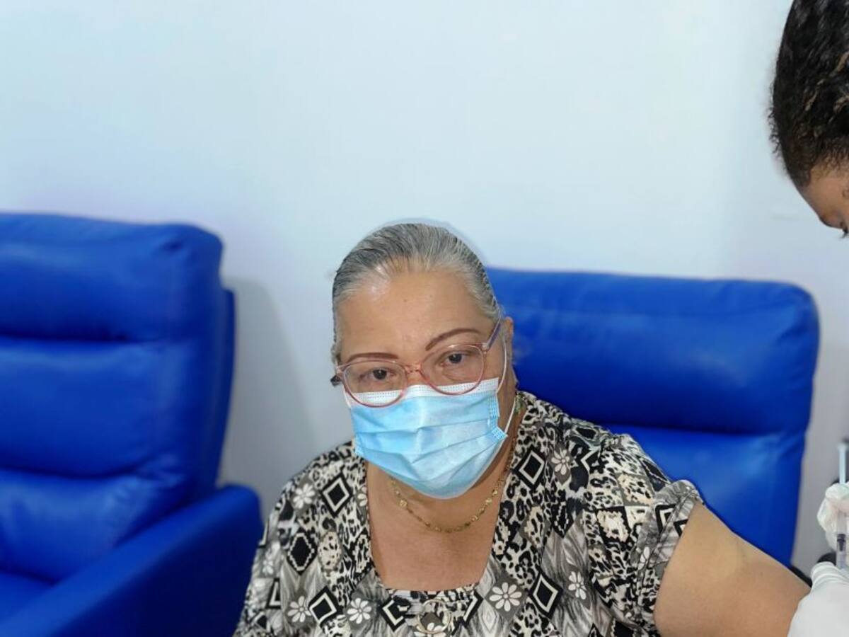 Conozca la población susceptible de refuerzos de la vacuna contra COVID
