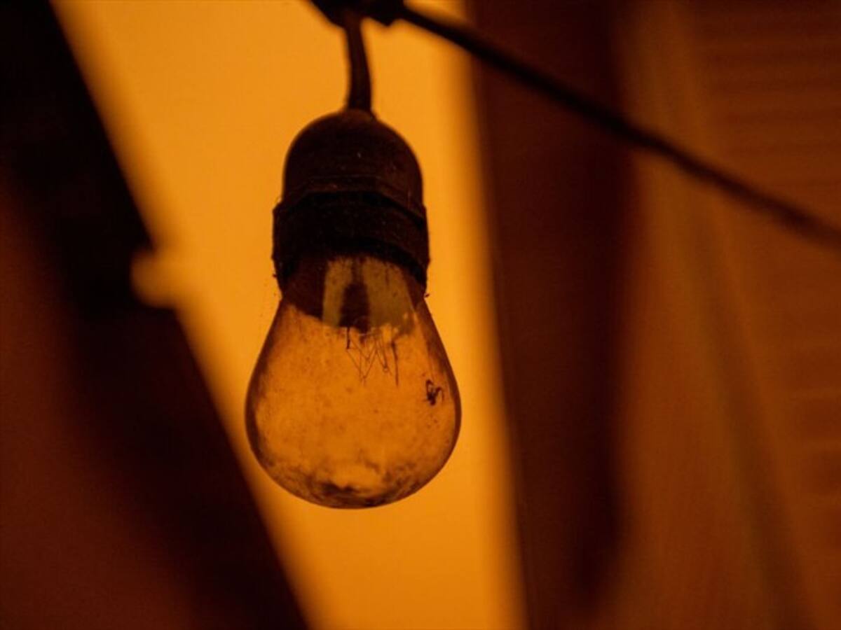 Denuncian cortes de energía en Barranquilla por empalme con EPM