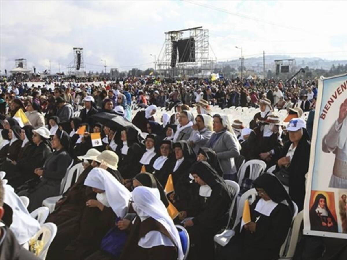 Papa Francisco llama al mundo a trabajar a favor de los excluidos