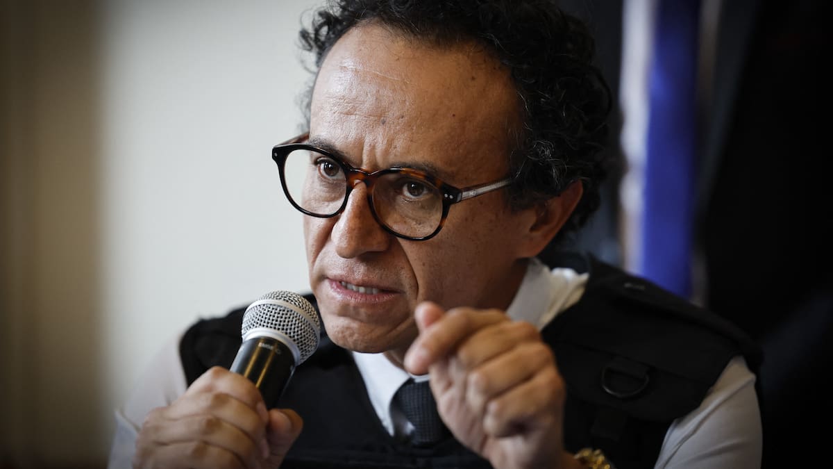 “Ecuador vive en decretos de emergencia desde 2014″: excandidato presidencial de Ecuador