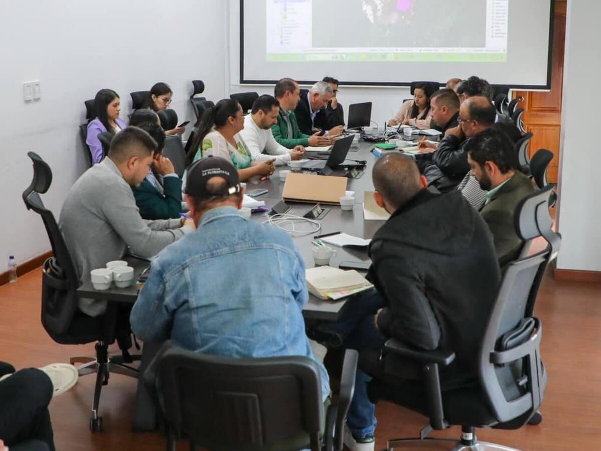 Con mesa técnica se avanza en la recuperación del páramo La Cortadera después del incendio de enero