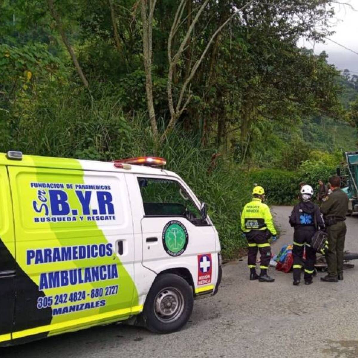 Un motociclista falleció después de chocar contra una volqueta en la vía a La Cabaña