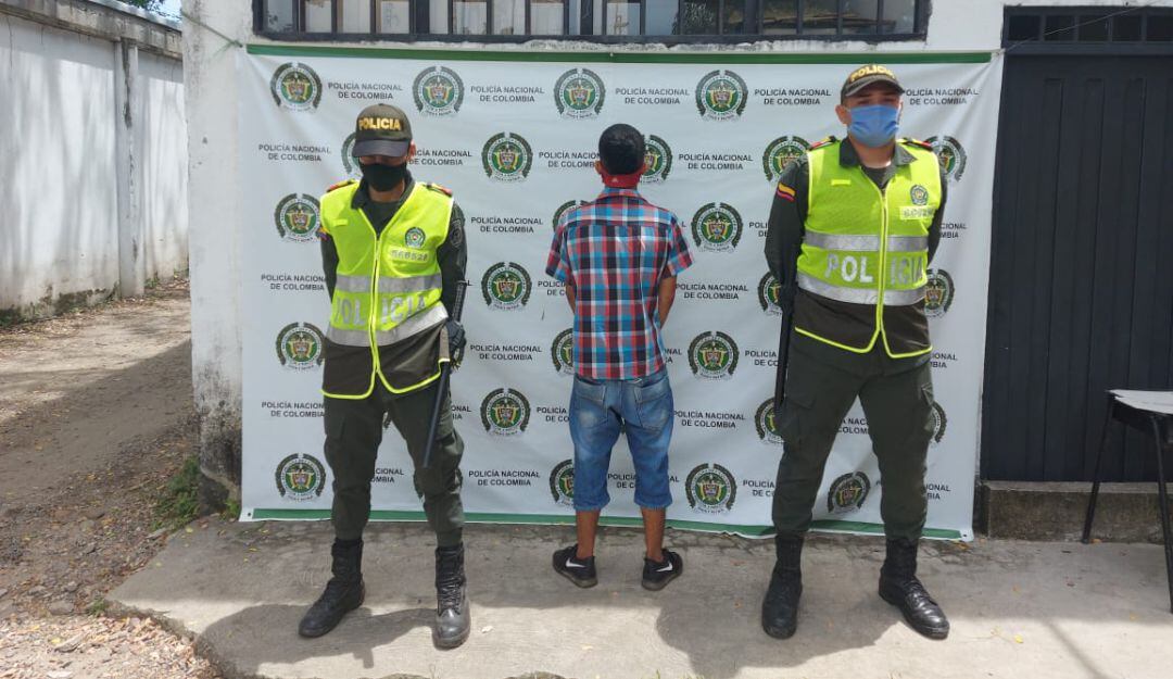 Capturado con panfletos alusivos a las AGC