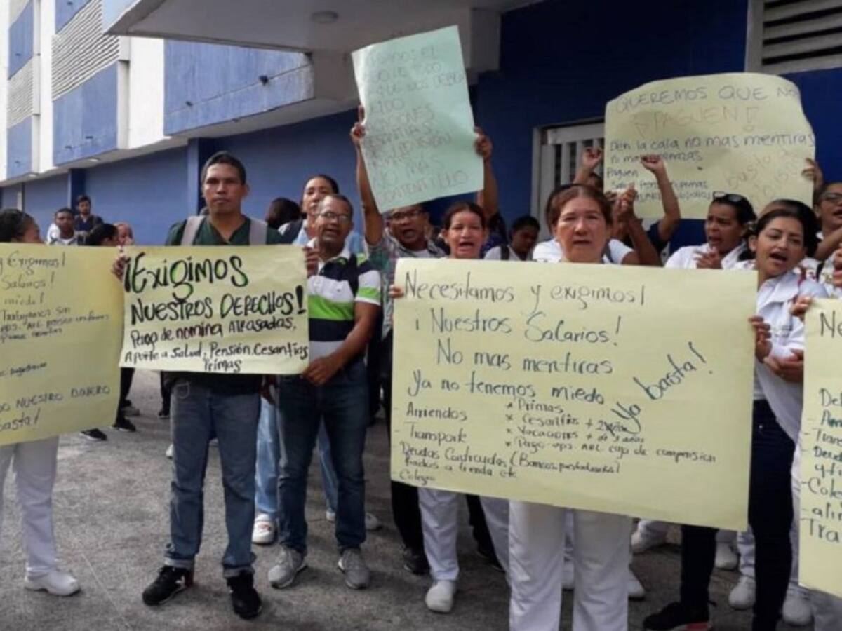 "Llevamos 10 meses sin salarios": trabajadores del Hospital Metropolitano