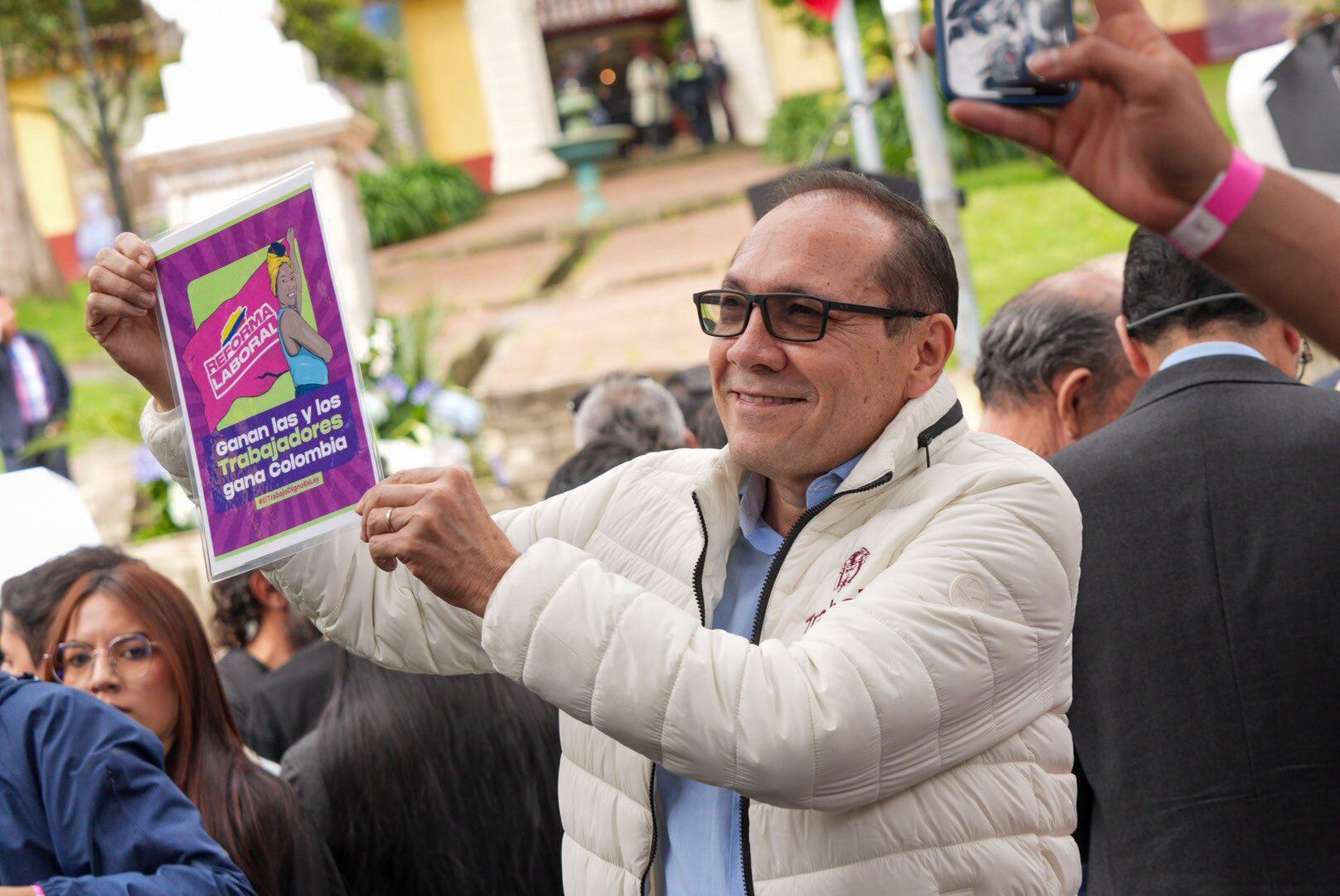 El ministro de Trabajo, Antonio Sanguino en la sanción de la Ley Laboral. Foto: Presidencia de Colombia
