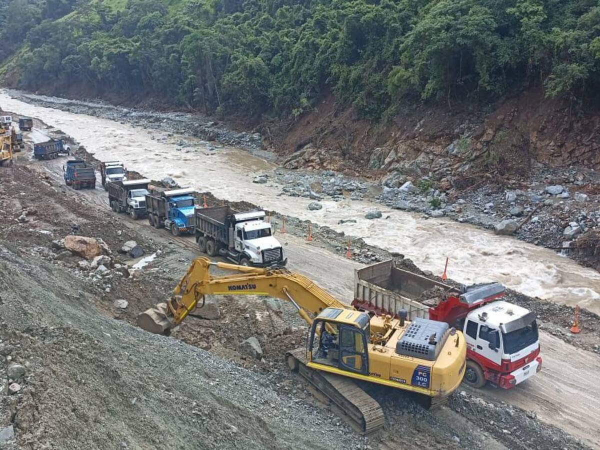 Habilitaron el paso para todo tipo de vehículos en la Troncal del Café, afectada por un derrumbe