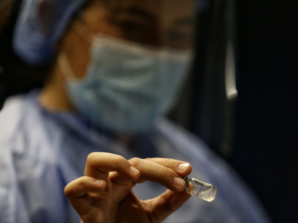 Advierten que demoras en vacunación retrasarían el proceso hasta el 2023