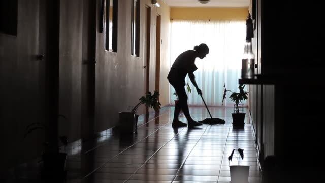 Empleada doméstica, imagen subjetiva. getty images