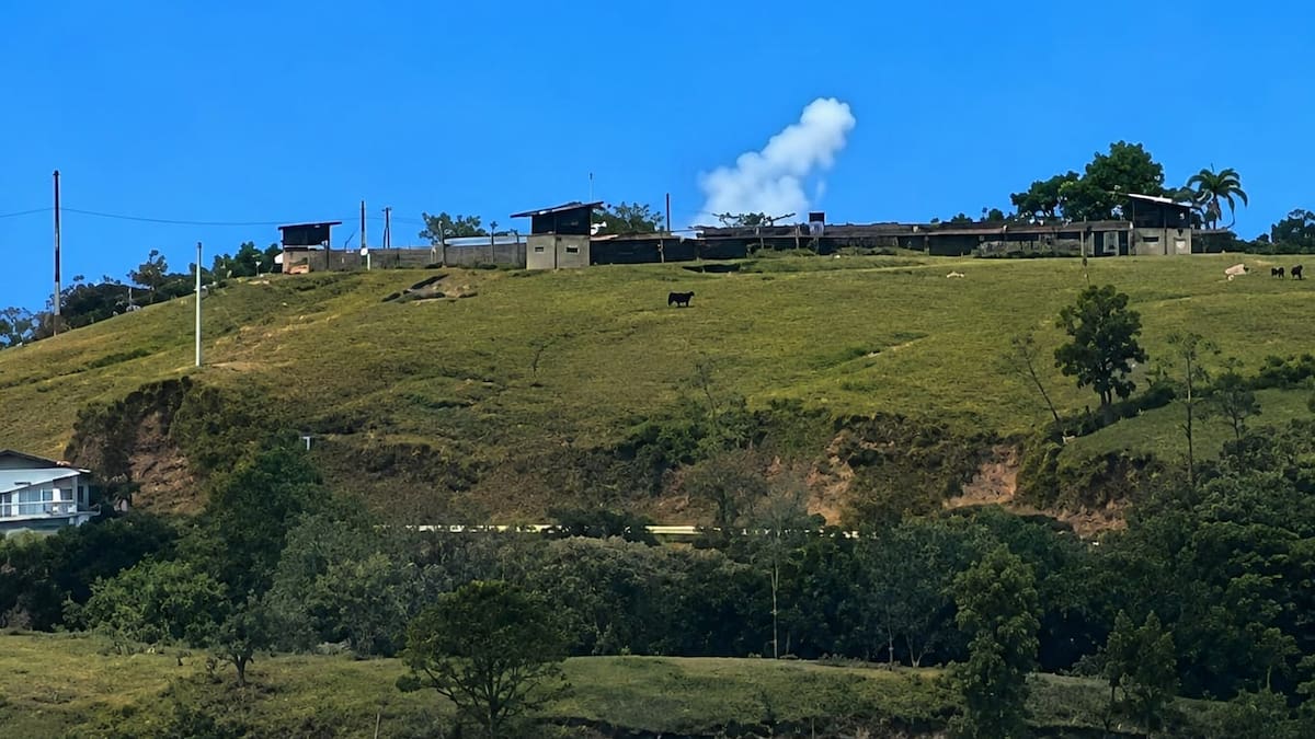Con 40 explosivos atacaron una subestación de Policía en el Cauca
