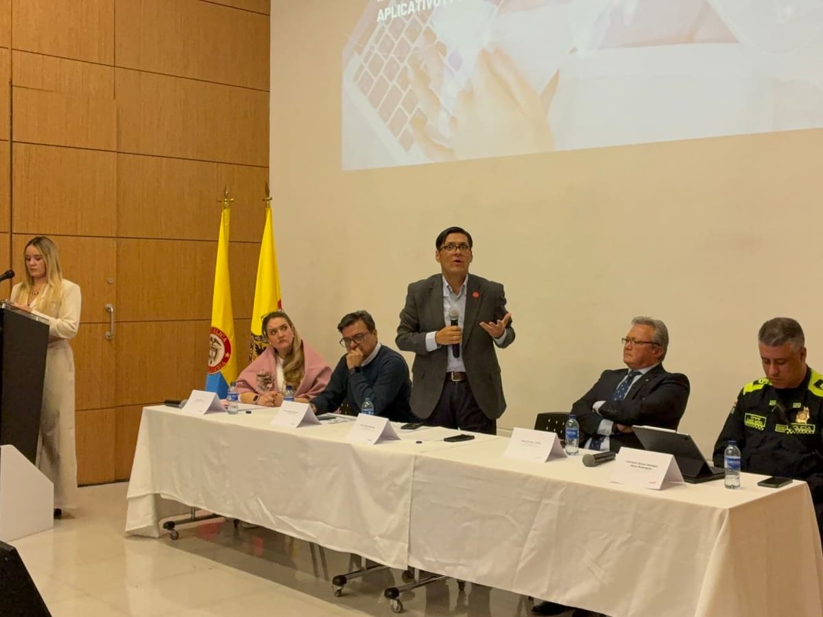 Bajó el hacinamiento en Centros de Detención Transitoria en Bogotá: pasó del 172% al 45%