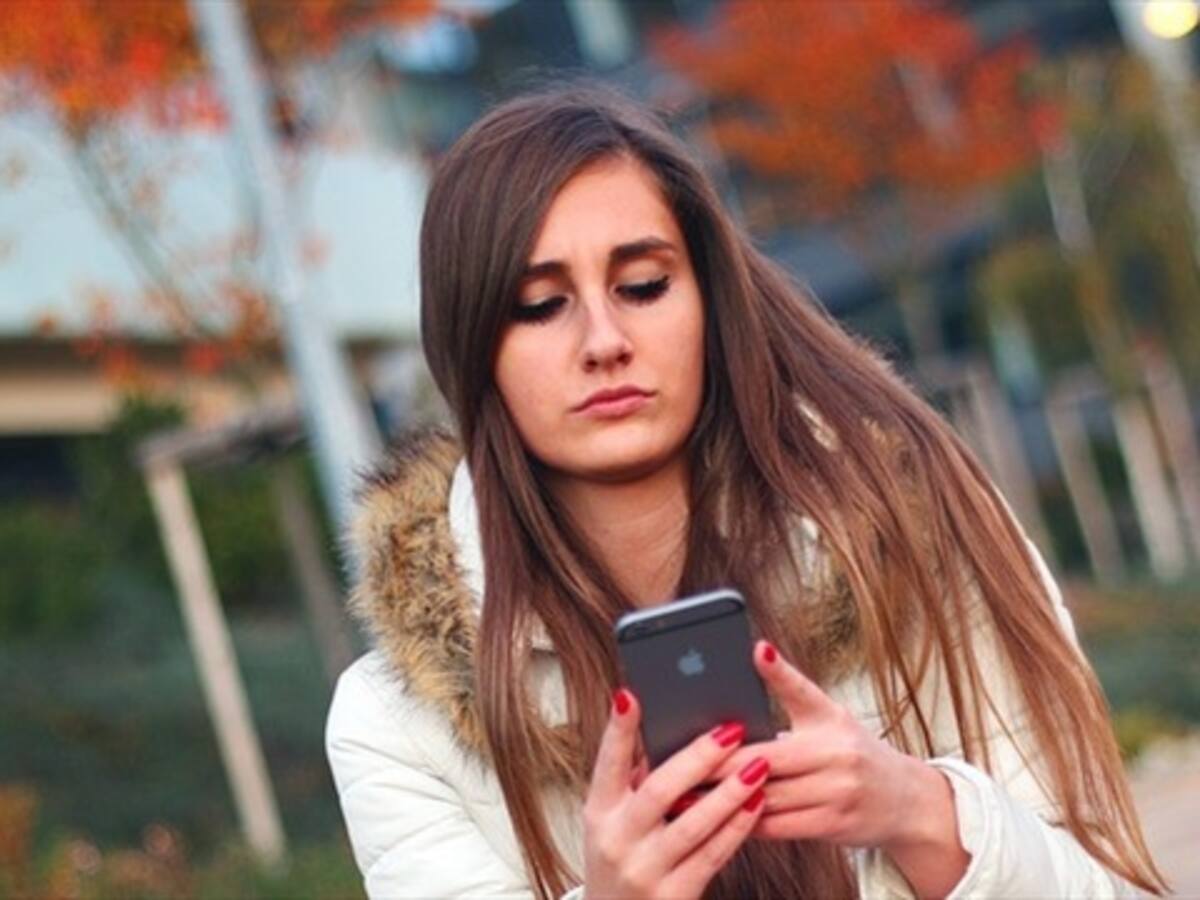 Conservadores lideran ley para que minutos de celular no tengan vencimiento