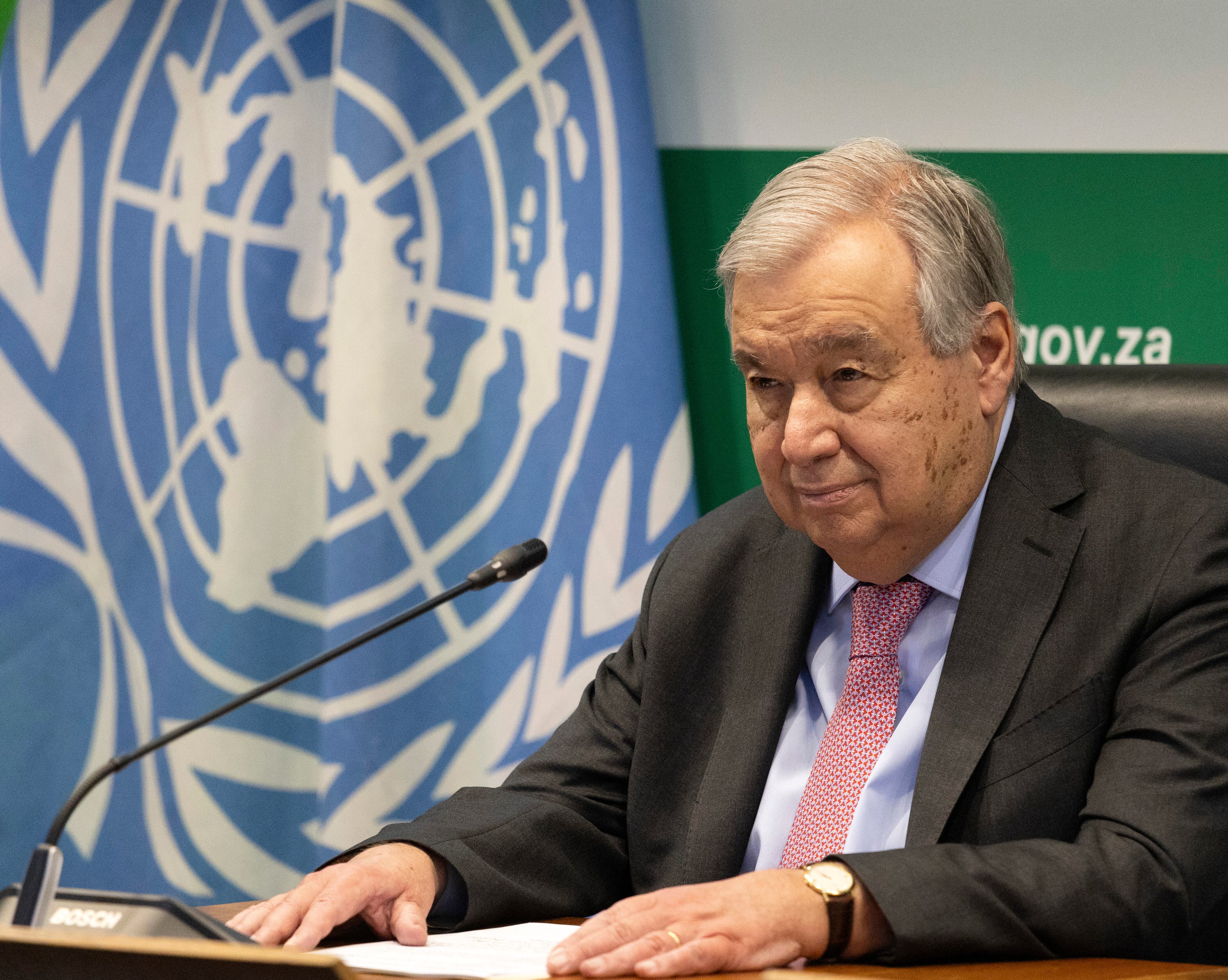 Pretoria (South Africa), 11/12/2024.- Secretary-General of the United Nations, Antonio Guterres, attends a joint press conference with the Minister of International Relations and Cooperation of South Africa during the former's visit to Pretoria, South Africa, 11 December 2024. South Africa is the first African country to hold the rotating year-long G20 presidency, which South Africa assumed on 01 December 2024. (Sudáfrica) EFE/EPA/KIM LUDBROOK