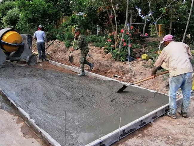 Ejército entrega pavimentación de Ciudadela de la Paz en Bolívar