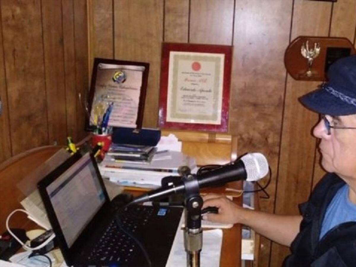 Eduardo Aponte, antiguo periodista, recordó Última hora Caracol, resumen de noticias