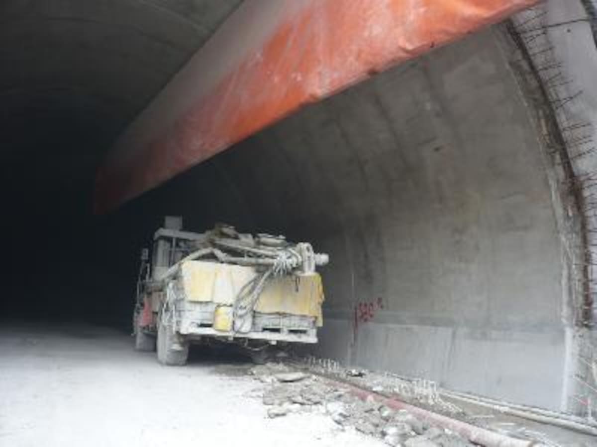túnel del Boquerón, en la vía Bogotá Girardot