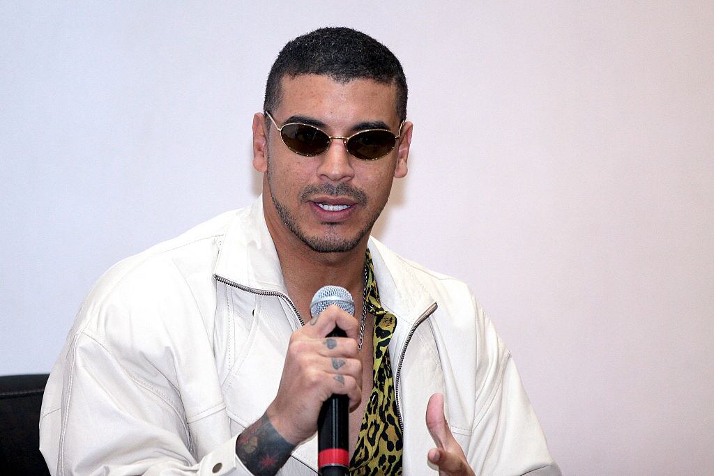 MEXICO CITY, MEXICO - NOVEMBER 11: Colombian singer Manuel Medrano speaks during a press conference at "Palacio de los Deportes" saloon on November 11, 2025 in Mexico City, Mexico.  (Photo by Medios y Media/Getty Images)