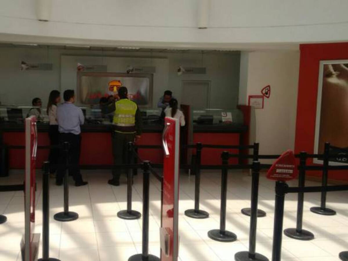 Taquillazo en banco de la carrera 27 con González Valencia