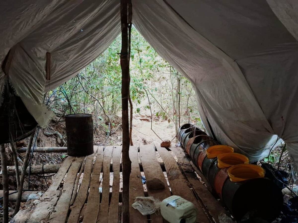 Desmantelan laboratorio clandestino de coca del Eln en zona rural de Cúcuta