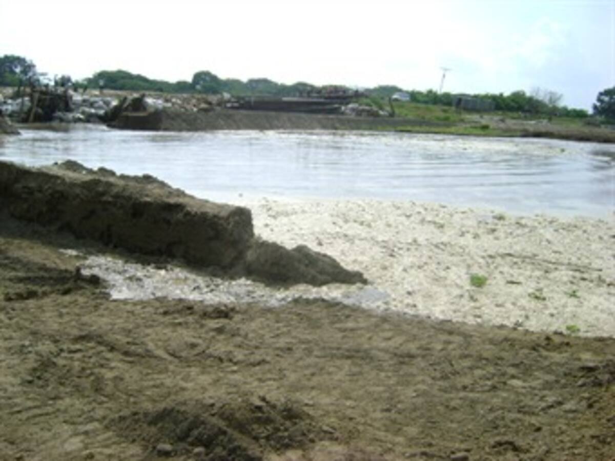 El canal del Dique en riesgo por la fuerza de las aguas del río Magdalena