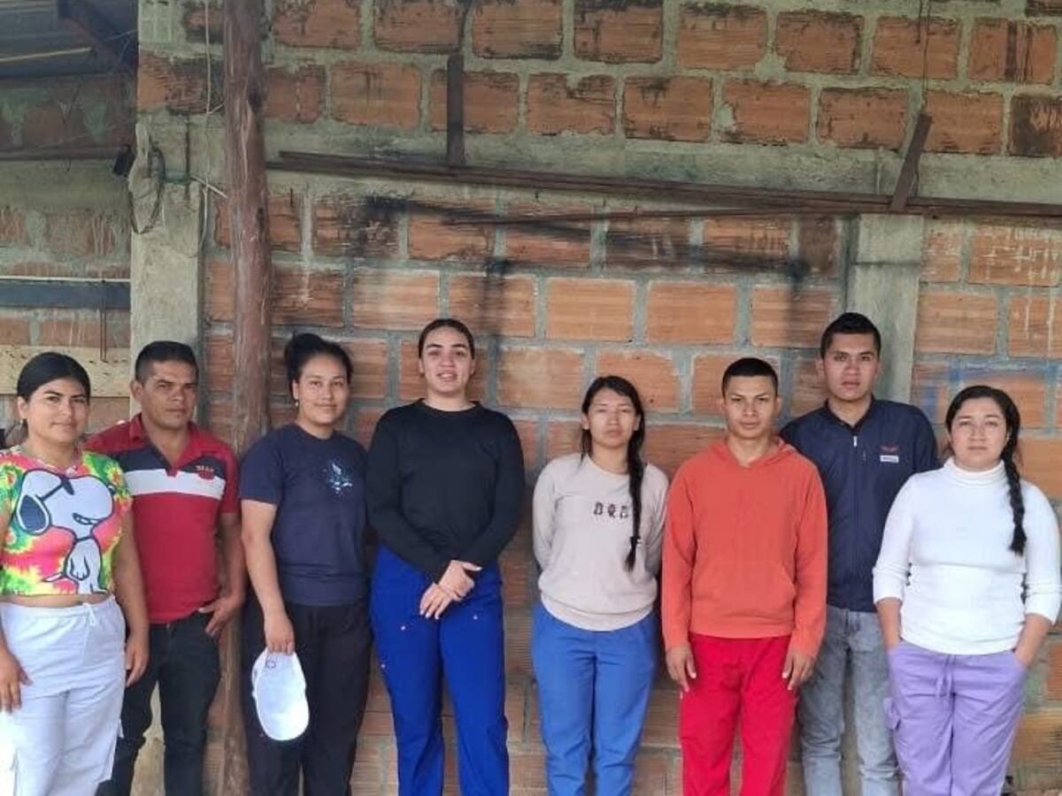Liberan a los ocho integrantes de la misión médica secuestrada en zona rural de La Plata, Huila