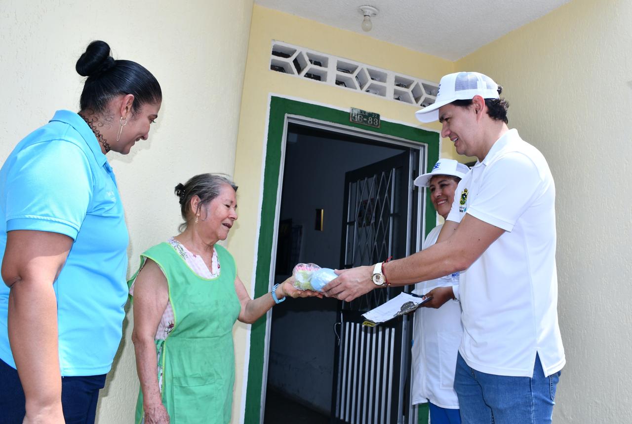 Logrando hasta ahora una cobertura del 78 % de la población.  Foto Alcaldía Neiva.