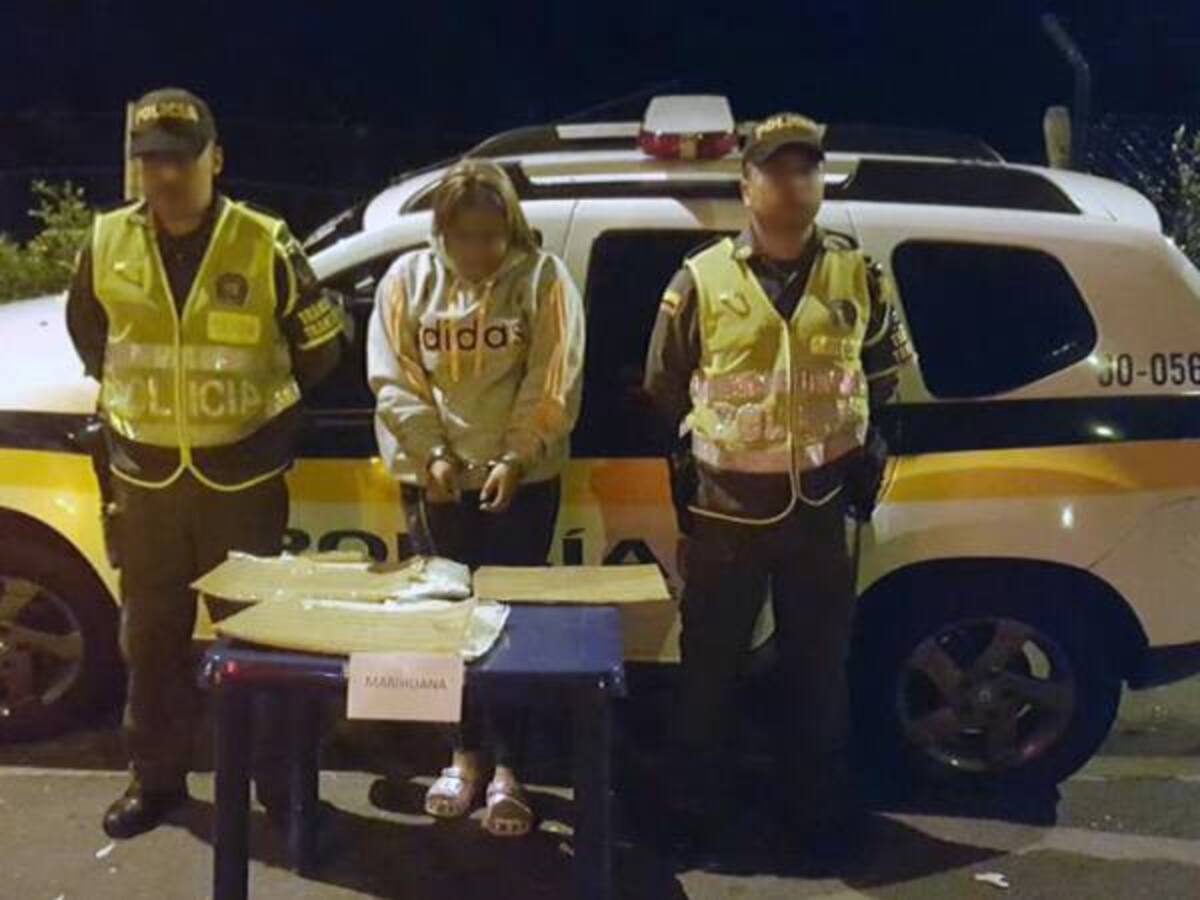 Capturada mujer que llevaba en su cuerpo 4 mil gramos de marihuana